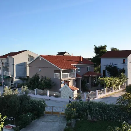 Apartment With Parking Spaces Bibinje, Zadar - 5732 Bibinje
