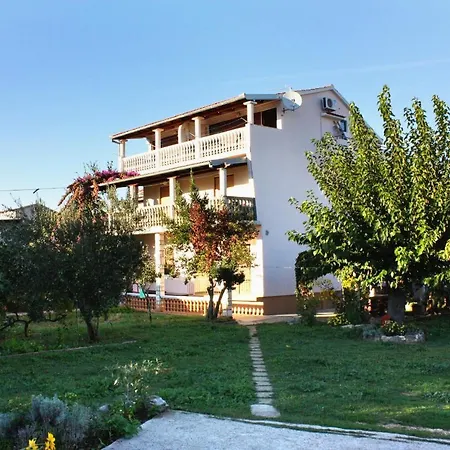 Apartamento With Parking Spaces Bibinje, Zadar - 5732
